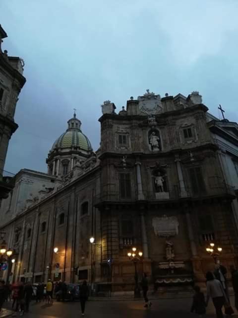 A Casa Di Armando Appartamento Palermo Esterno foto